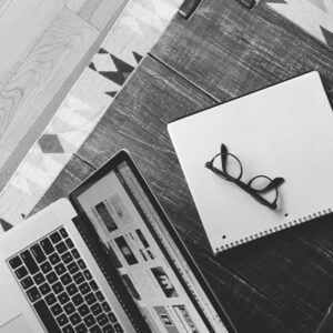 e-Books 4 laptop glasses